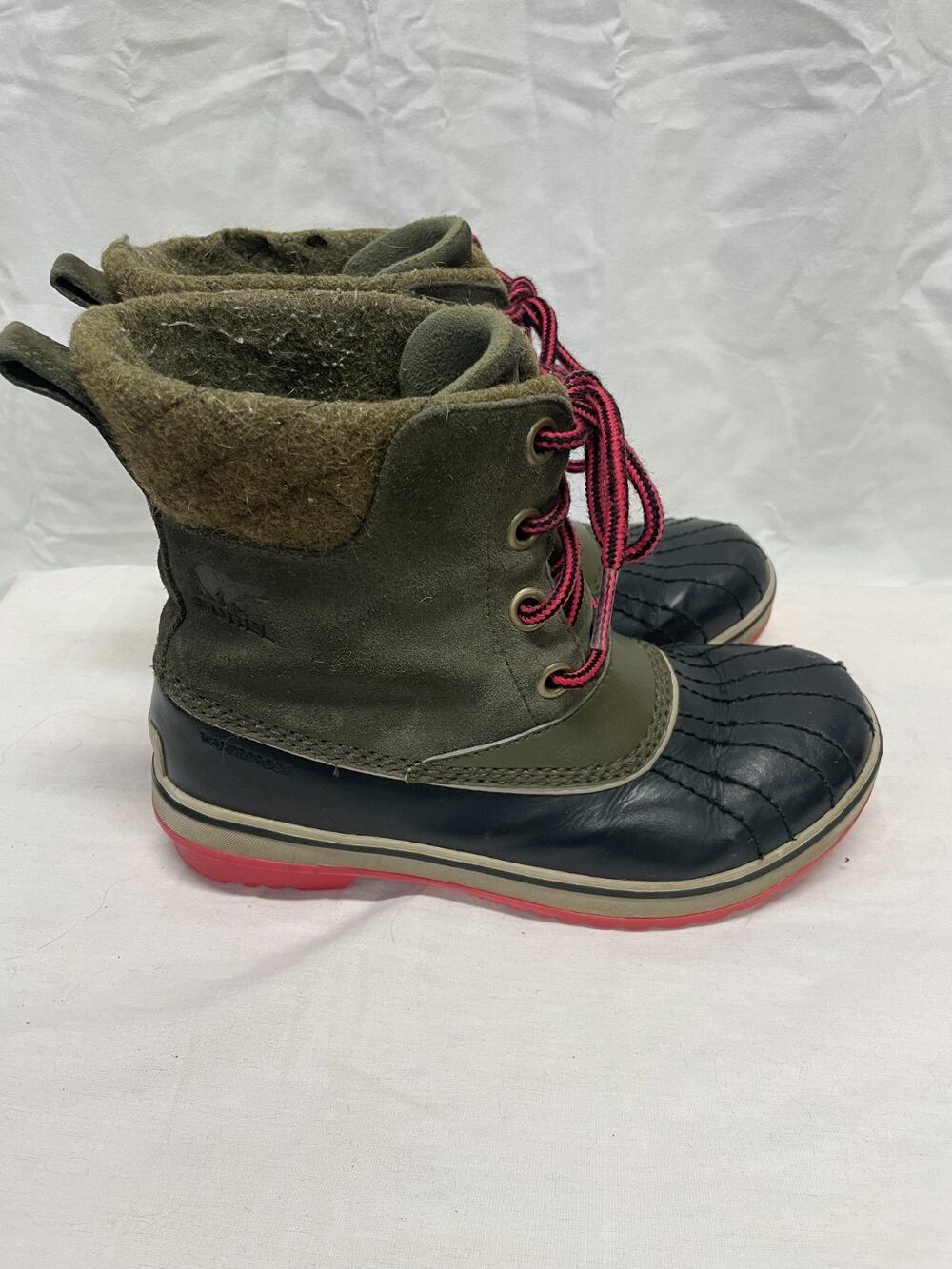 Sorel Slimpack II Lace Waterproof Youth Boots Size 4 Olive Green & Black